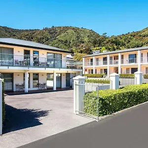Motel Jasmine Court